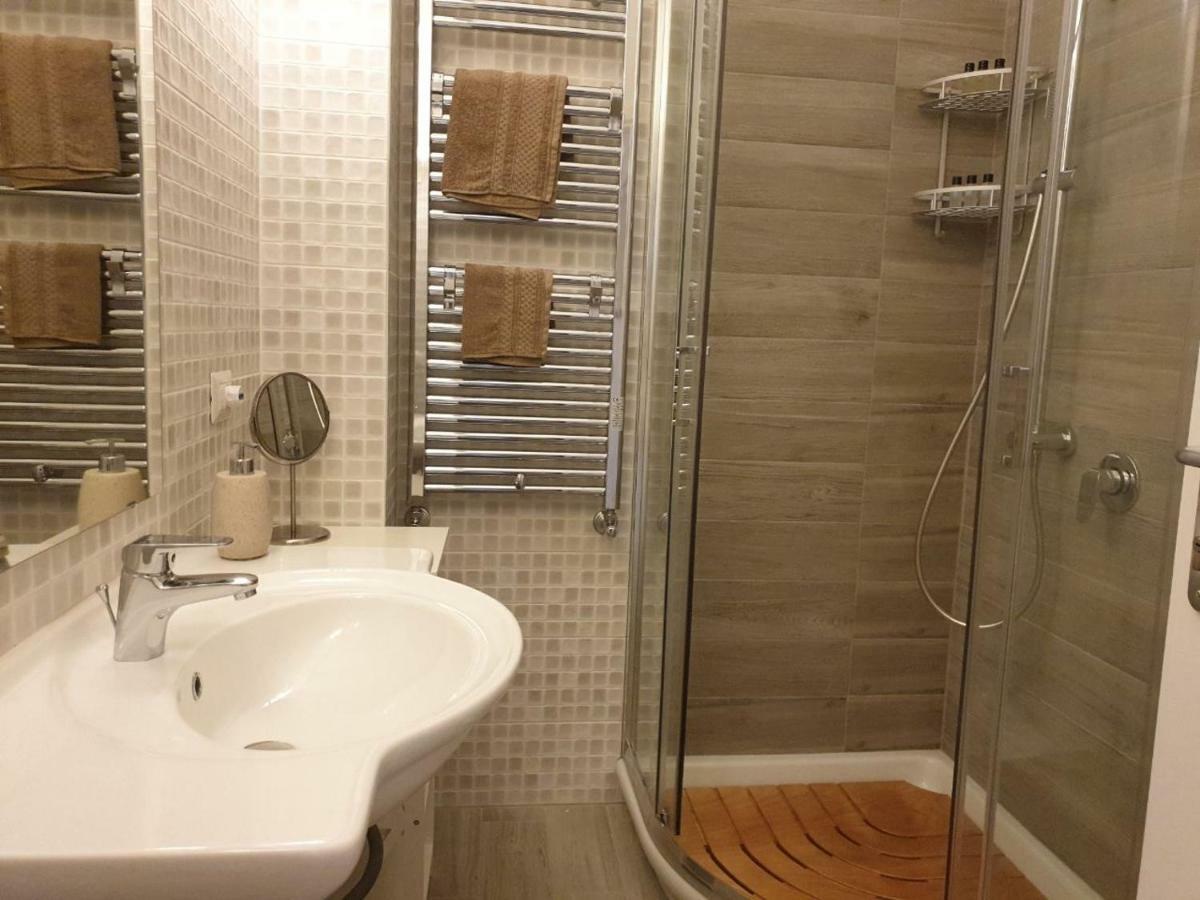 Pinotto Bnb Torre Annunziata Buitenkant foto